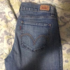 Levi jeans